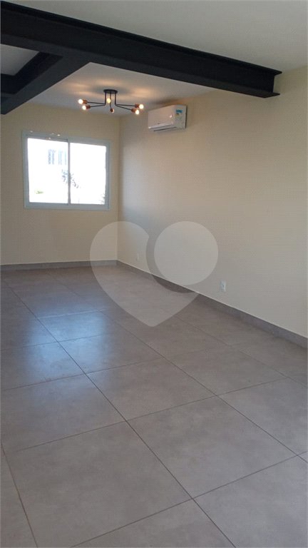 Casa para alugar com 3 quartos, sendo 1 suíte, no condomínio Vila Quinta dos Manacás, Vinhedo - SP