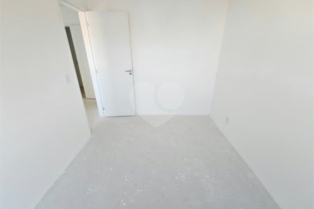 Apartamento à venda com 2 quartos em Parada Inglesa, São Paulo, SP