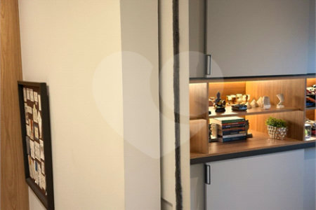 Apartamento à venda com 3 quartos, sendo 1 suíte,  em Jardim Paulista, São Paulo, SP