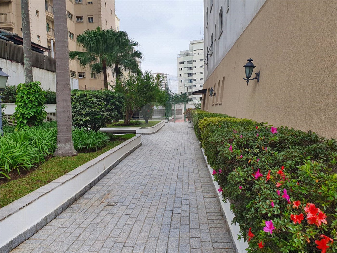 Apartamento à venda com 3 suítes em Santana, São Paulo, SP