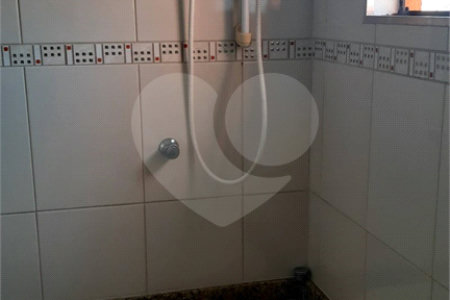 Casa à venda com 3 quartos, sendo 2 suítes, em Conjunto Habitacional Brás Cubas, Mogi das Cruzes, SP