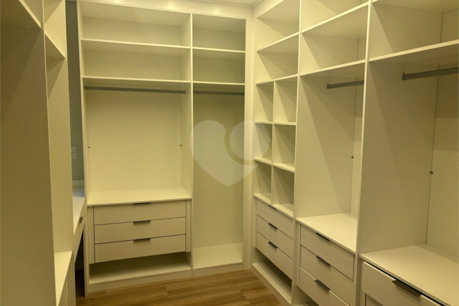 Sobrado à venda com 3 quartos, sendo 2 suítes, em Santana, São Paulo, SP