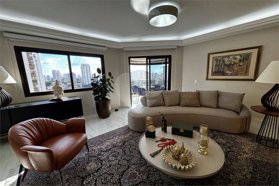 Apartamento à venda com 4 suítes em Santana, São Paulo, SP