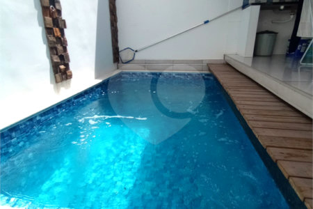 Sobrado à venda com 2 quartos, sendo 1 suíte, em Vila Vendramini, Itapetininga, SP