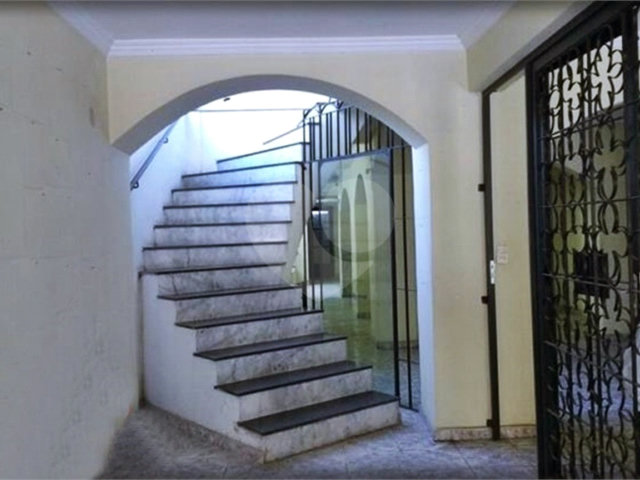 Casa à venda com 2 suítes no condomínio Conselheiro Moreira de Barros, São Paulo - SP