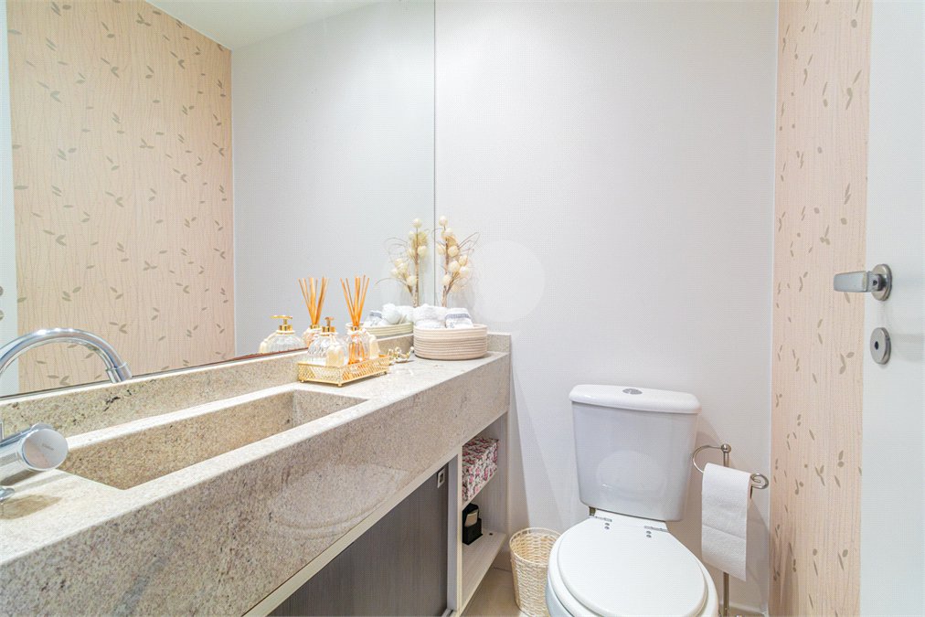 Apartamento à venda com 3 suítes em Chácara Santo Antônio, São Paulo, SP