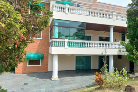 Casa à venda com 6 suítes no condomínio Portal da Raposo, Sorocaba - SP