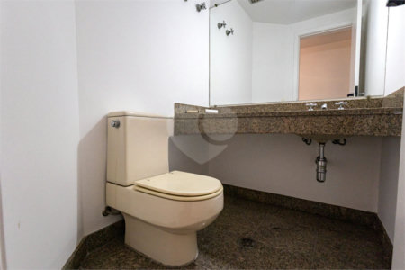 Apartamento para alugar com 3 suítes em Moema, São Paulo, SP