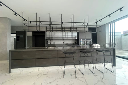 Casa à venda com 4 suítes no condomínio Residencial Chácara Ondina, Sorocaba - SP
