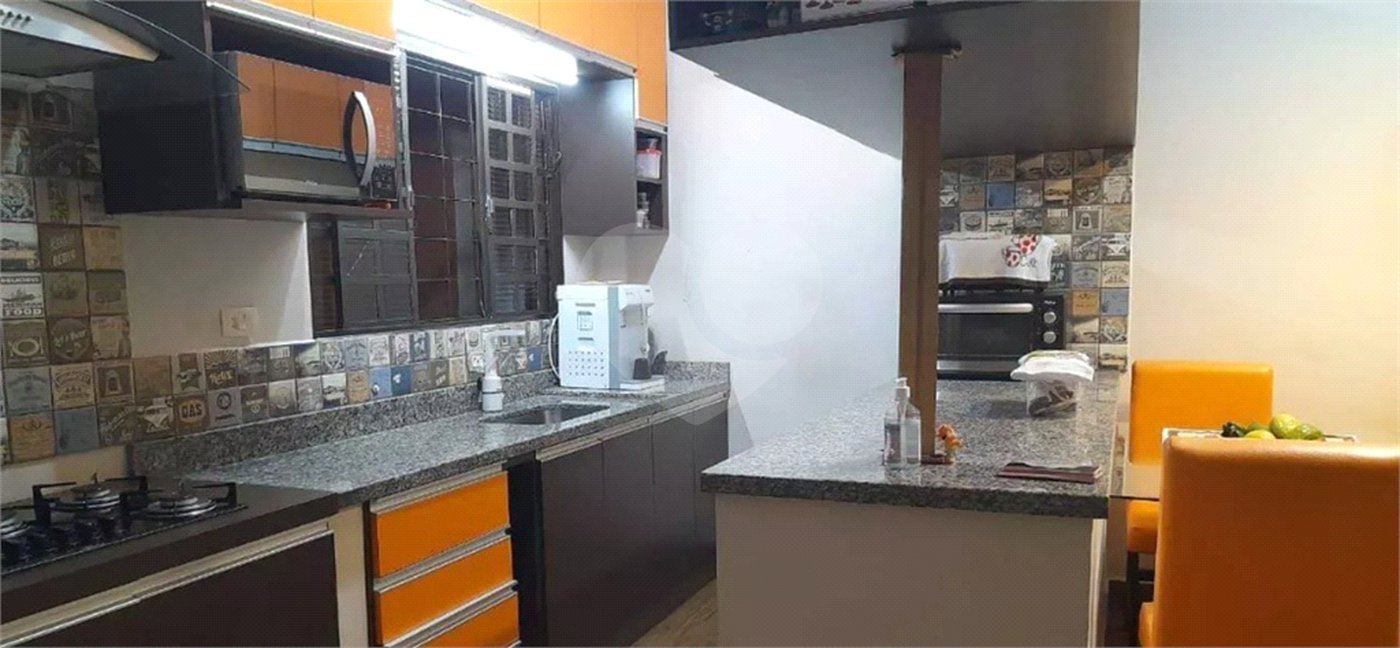 Casa à venda com 2 suítes em Jardim Caçula, Jundiaí, SP