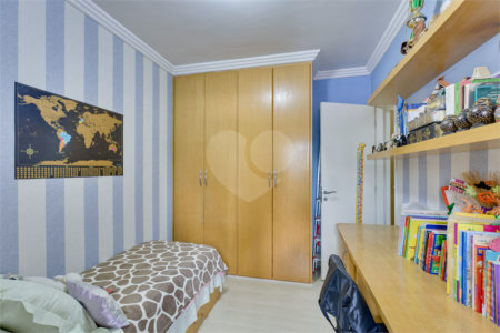 Apartamento à venda com 3 quartos, sendo 2 suítes, em Santo Amaro, São Paulo, SP