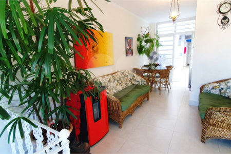 Sobrado à venda com 4 quartos, sendo 3 suítes, em Vila Paulicéia, São Paulo, SP