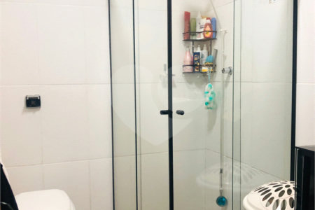 Sobrado à venda com 2 quartos em Santana, São Paulo, SP