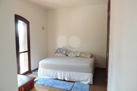 Casa à venda com 4 quartos em Bosque, Vinhedo, SP