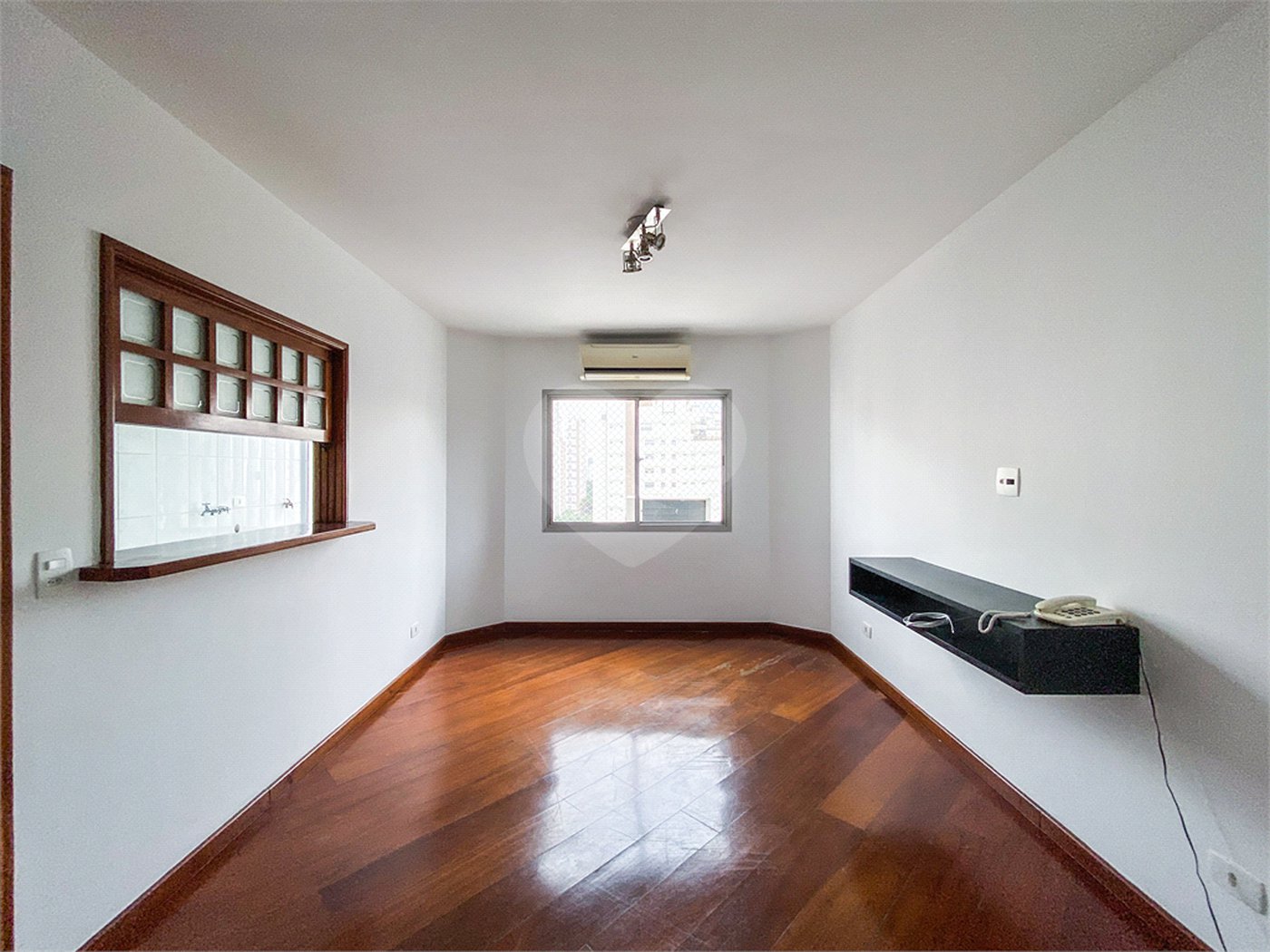 Apartamento à venda com 2 suítes em Indianópolis, São Paulo, SP