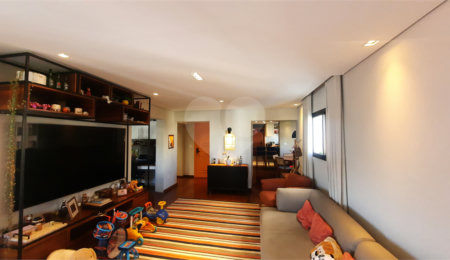 Apartamento à venda com 4 quartos, sendo 2 suítes, em Morumbi, São Paulo, SP