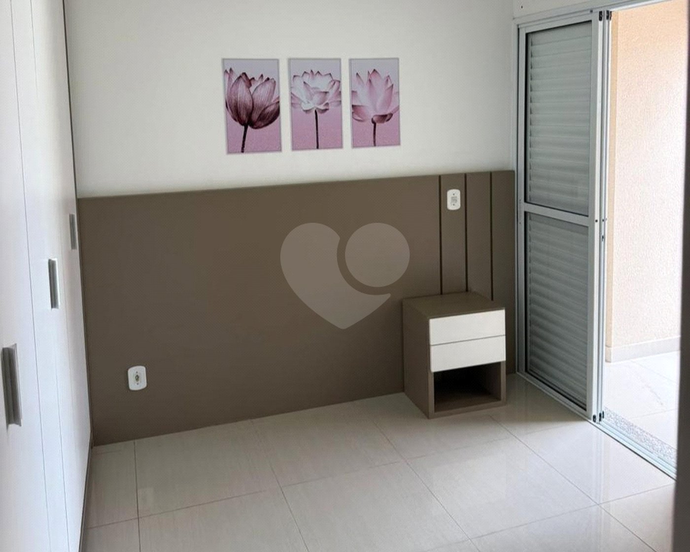 Apartamento à venda com 3 quartos, sendo 1 suíte, em Jardim Nova Manchester, Sorocaba, SP