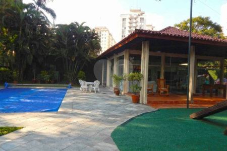 Apartamento à venda com 4 suítes em Jardim Marajoara, São Paulo, SP