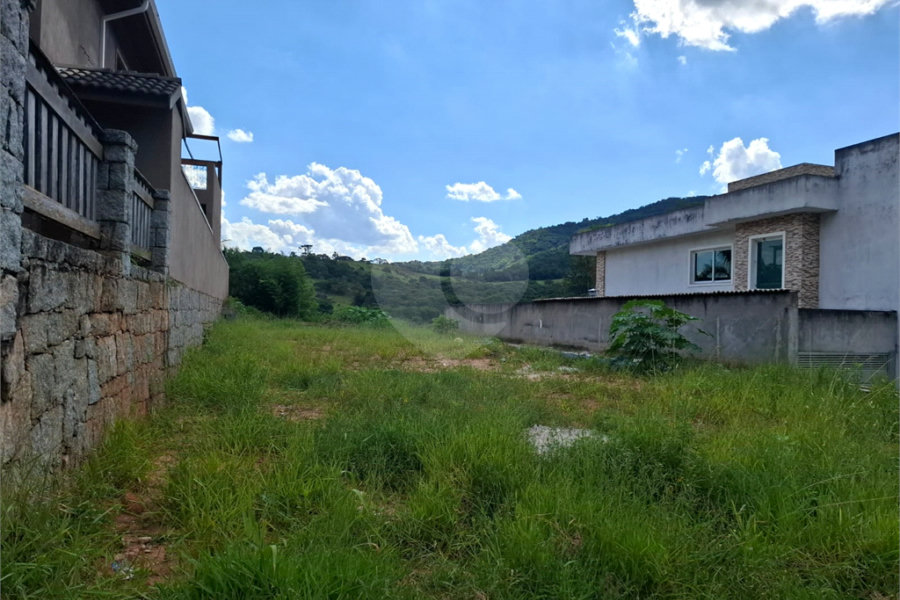 Terreno à venda no condomínio Itaguaçu da Cantareira, São Paulo - SP