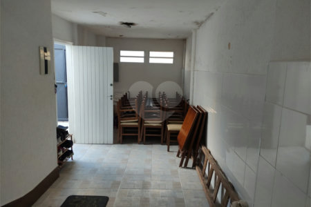 Casa à venda com 2 quartos, sendo 1 suíte, em Indianópolis, São Paulo, SP