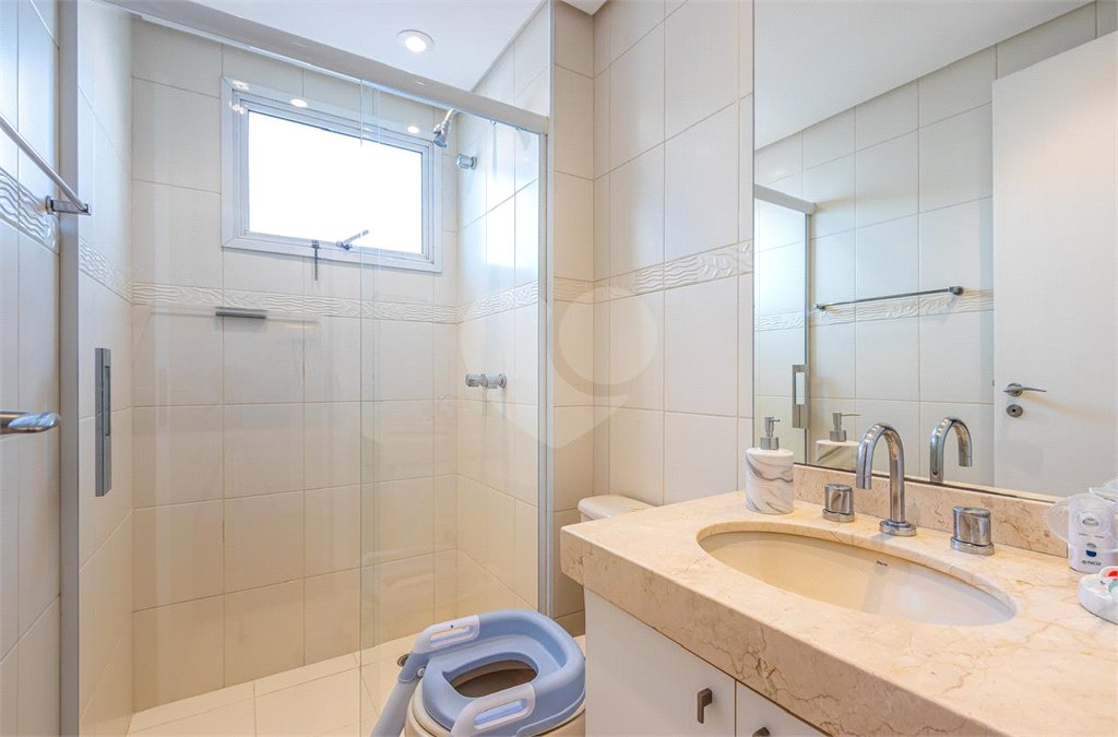 Apartamento à venda com 4 quartos, sendo 3 suítes,  em Real Parque, São Paulo, SP
