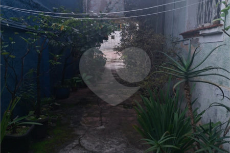 Casa à venda com 3 quartos, sendo 2 suítes, em Vila Gustavo, São Paulo, SP