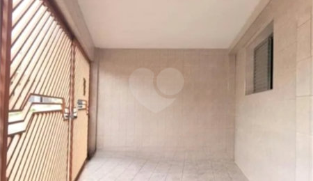 Sobrado à venda com 3 quartos em Vila Guilherme, São Paulo, SP