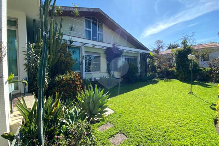 Casa Térrea à venda com 4 quartos, sendo 2 suítes, em Jardim Floresta, São Paulo, SP