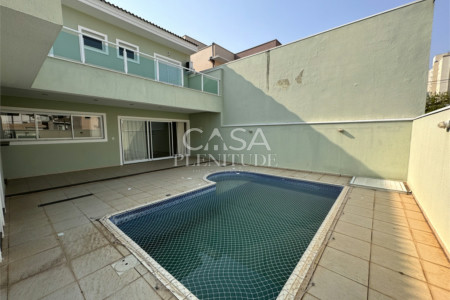 Casa em condomínio à venda com 3 suítes em Vila Haro, Sorocaba, SP