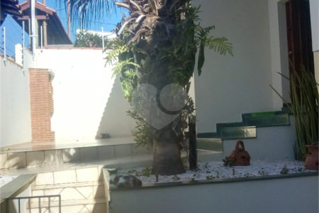 Casa Térrea à venda com 3 quartos, sendo 2 suítes, em Vila Rosália, Guarulhos, SP