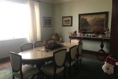 Casa à venda com 4 suítes em Jardim Leonor, São Paulo, SP