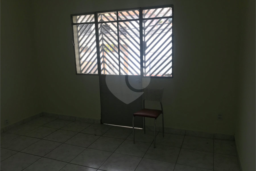 Sobrado à venda com 2 quartos em Vila Dom Pedro Ii, São Paulo, SP