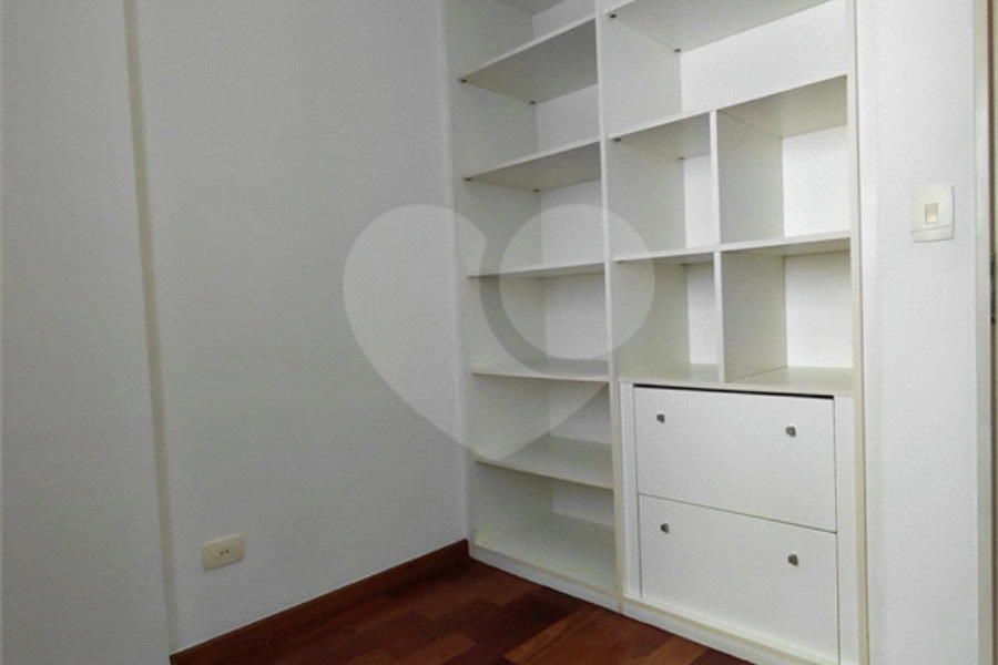 Apartamento à venda com 2 quartos em Vila Guarani, São Paulo, SP