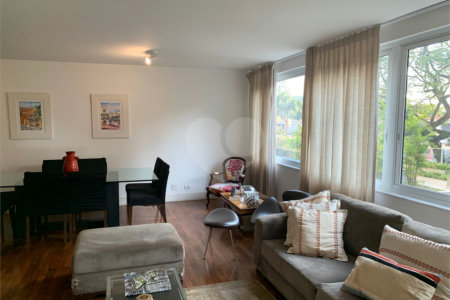Apartamento à venda com 4 quartos, sendo 1 suíte, em Chácara Santo Antônio, São Paulo, SP