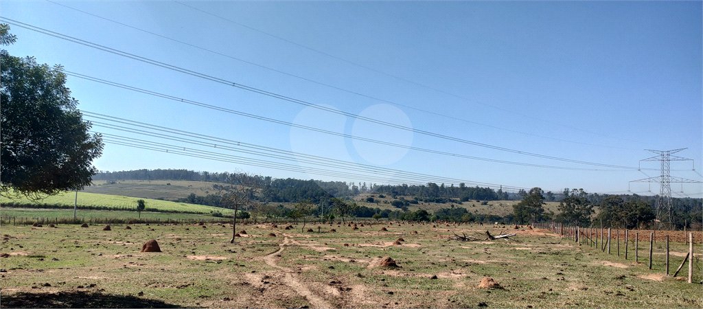 Sítio à venda com 2 suítes em Buru, Salto, SP