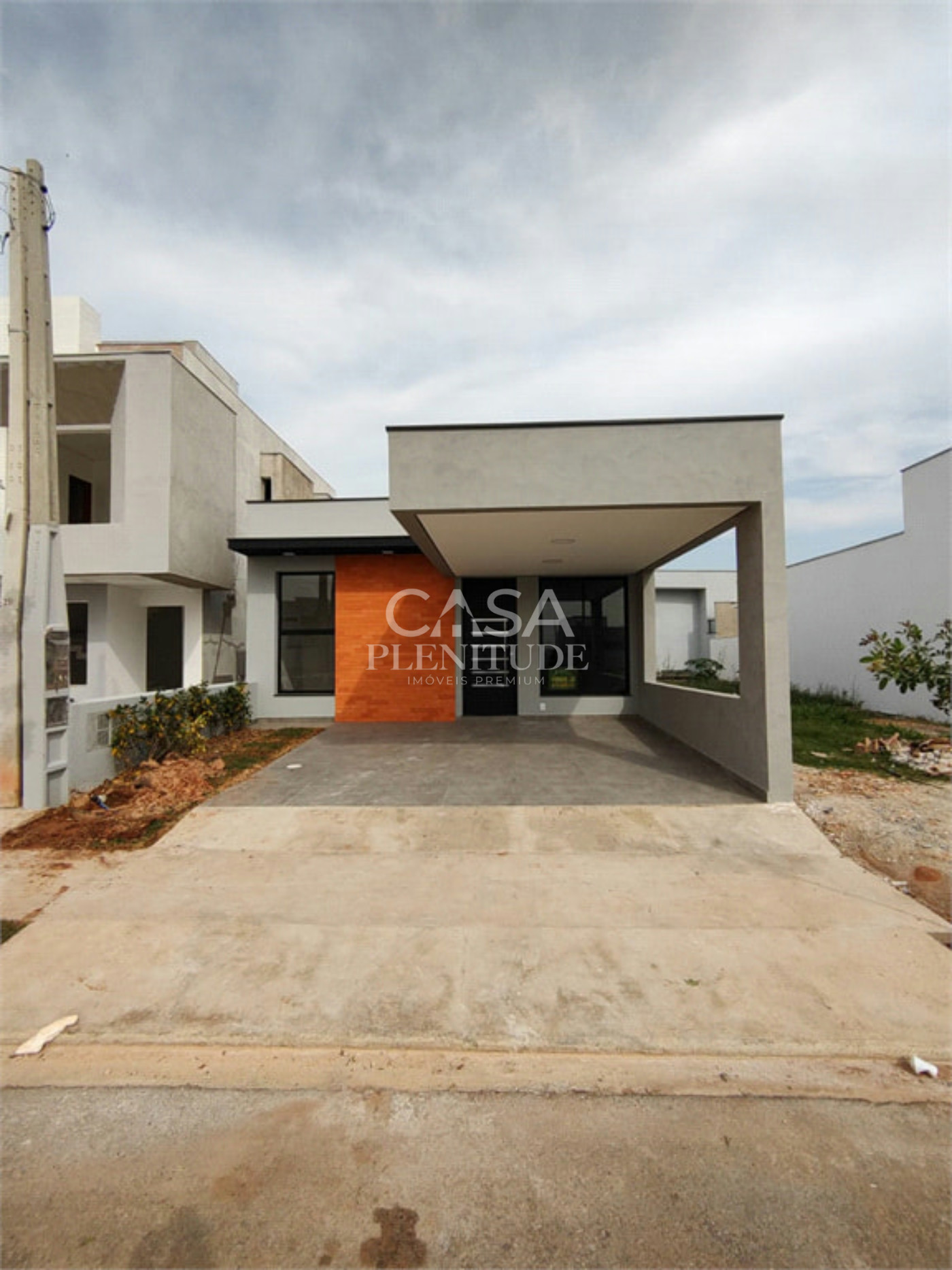 Casa em condomínio à venda com 3 quartos, sendo 1 suíte,  em Horto Florestal, Sorocaba, SP