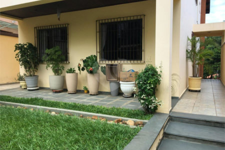Casa à venda com 4 quartos, sendo 2 suítes,  em Vila Suzana, São Paulo, SP