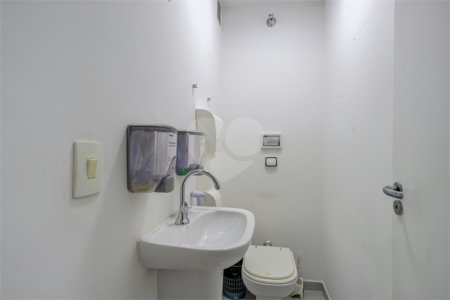 Sobrado à venda ou para alugar com 1 quarto em Chácara Santo Antônio (zona Sul), São Paulo, SP
