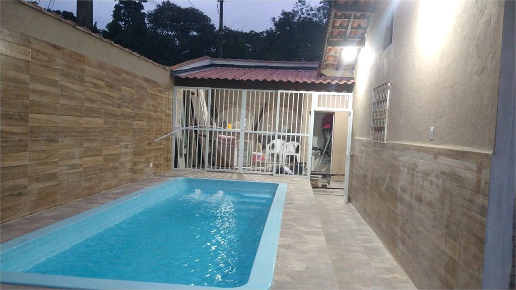 Casa à venda com 3 quartos no Centro, Bertioga, SP
