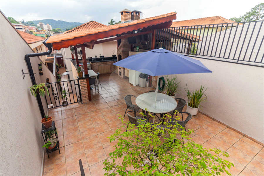 Casa à venda com 3 quartos, sendo 1 suíte, em Horto Florestal, São Paulo, SP