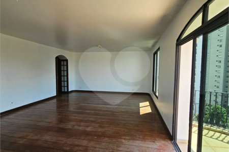 Apartamento à venda com 4 quartos, sendo 2 suítes,  em Jardim Parque Morumbi, São Paulo, SP