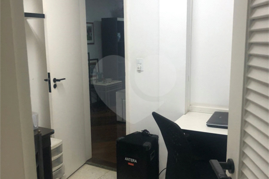 Apartamento à venda com 3 quartos, sendo 1 suíte, em Saúde, São Paulo, SP