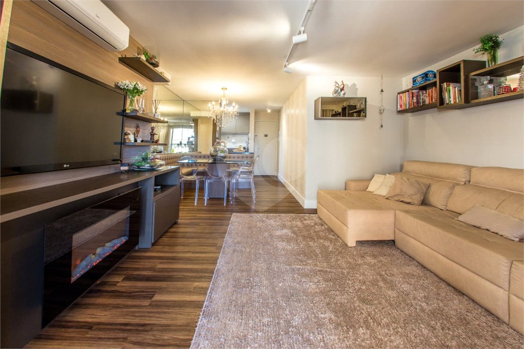 Apartamento à venda com 3 quartos, sendo 1 suíte, em Vila Campestre, São Paulo, SP