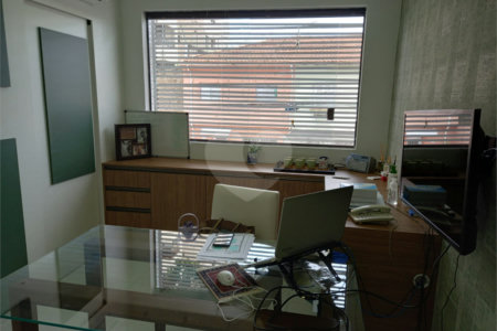 Sobrado à venda ou para alugar com 1 quarto em Chácara Santo Antônio (zona Sul), São Paulo, SP