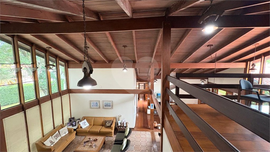 Casa à venda com 4 quartos, sendo 2 suítes,  no condomínio Vivendas do Lago, Sorocaba - SP