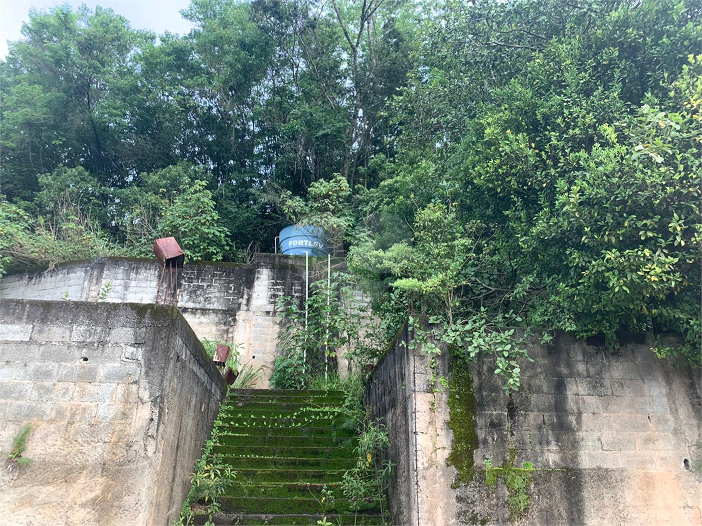 Casa à venda com 2 quartos em Serra da Cantareira, Mairiporã, SP