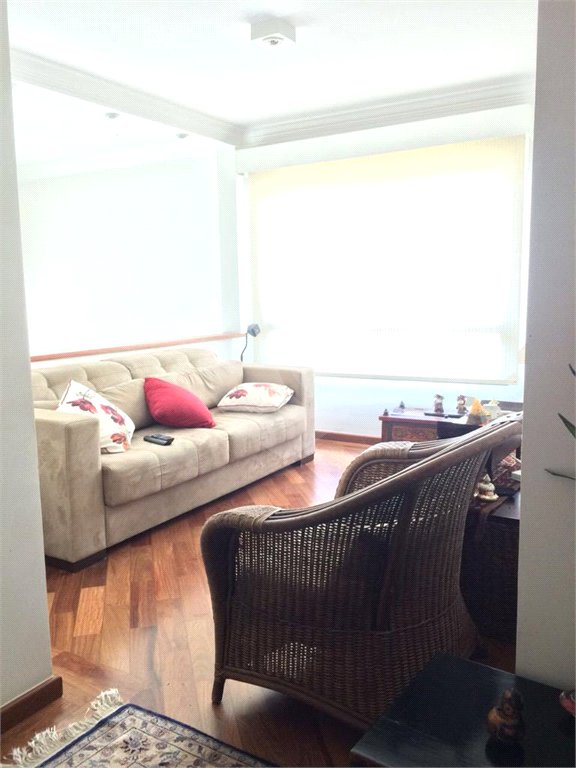 Apartamento à venda com 3 suítes em Vila Suzana, São Paulo, SP