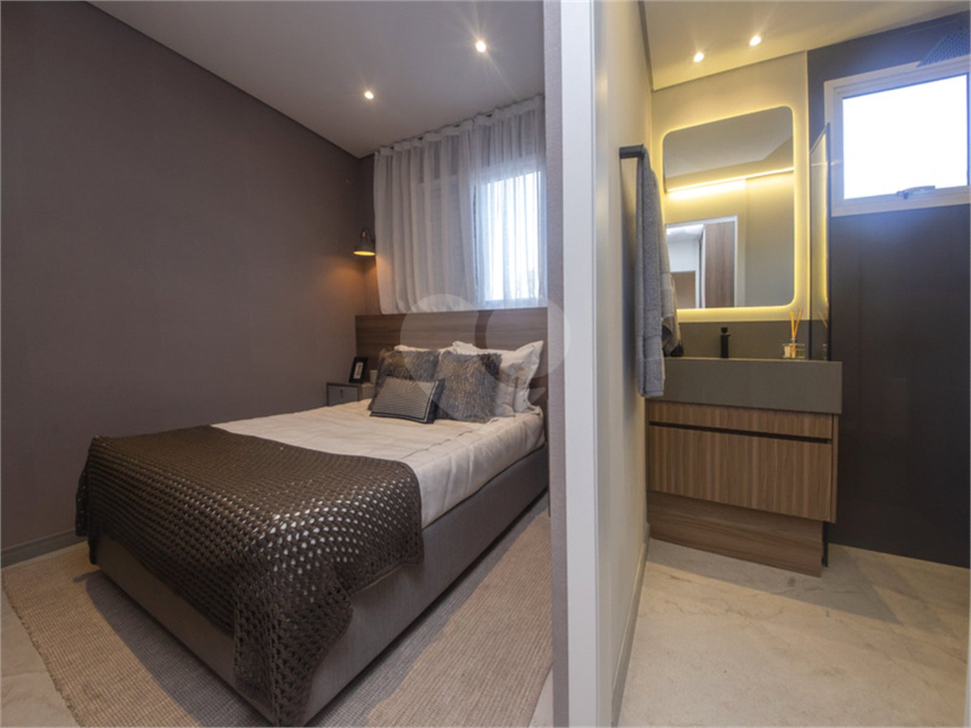 Apartamento à venda com 2 quartos, sendo 1 suíte,  em Vila Espírito Santo, Sorocaba, SP