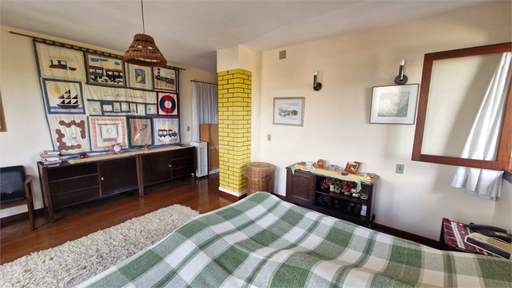 Sobrado à venda com 4 quartos, sendo 1 suíte, em Tremembé, São Paulo, SP