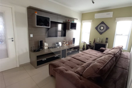 Casa à venda com 3 suítes no condomínio Alpes de Vinhedo, Vinhedo - SP